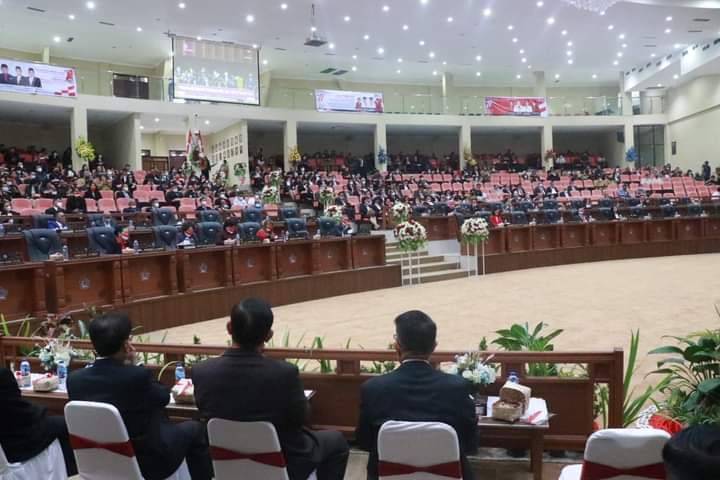 Foto : Suasana Rapat Paripurna Istimewa DPRD Sulut